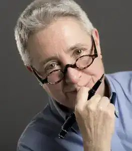 Photograph of author Elisabeth Nonas
